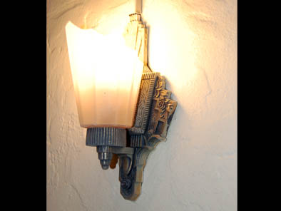 Art Deco Wall Lamp